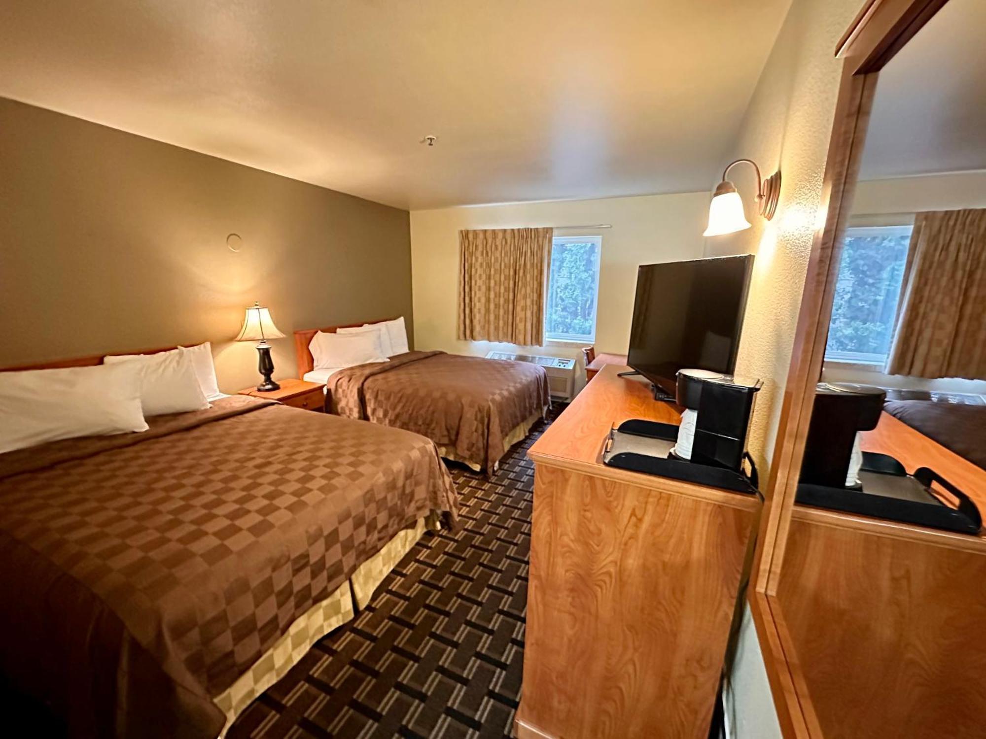 Fairbridge Inn & Suites Kellogg Exterior photo